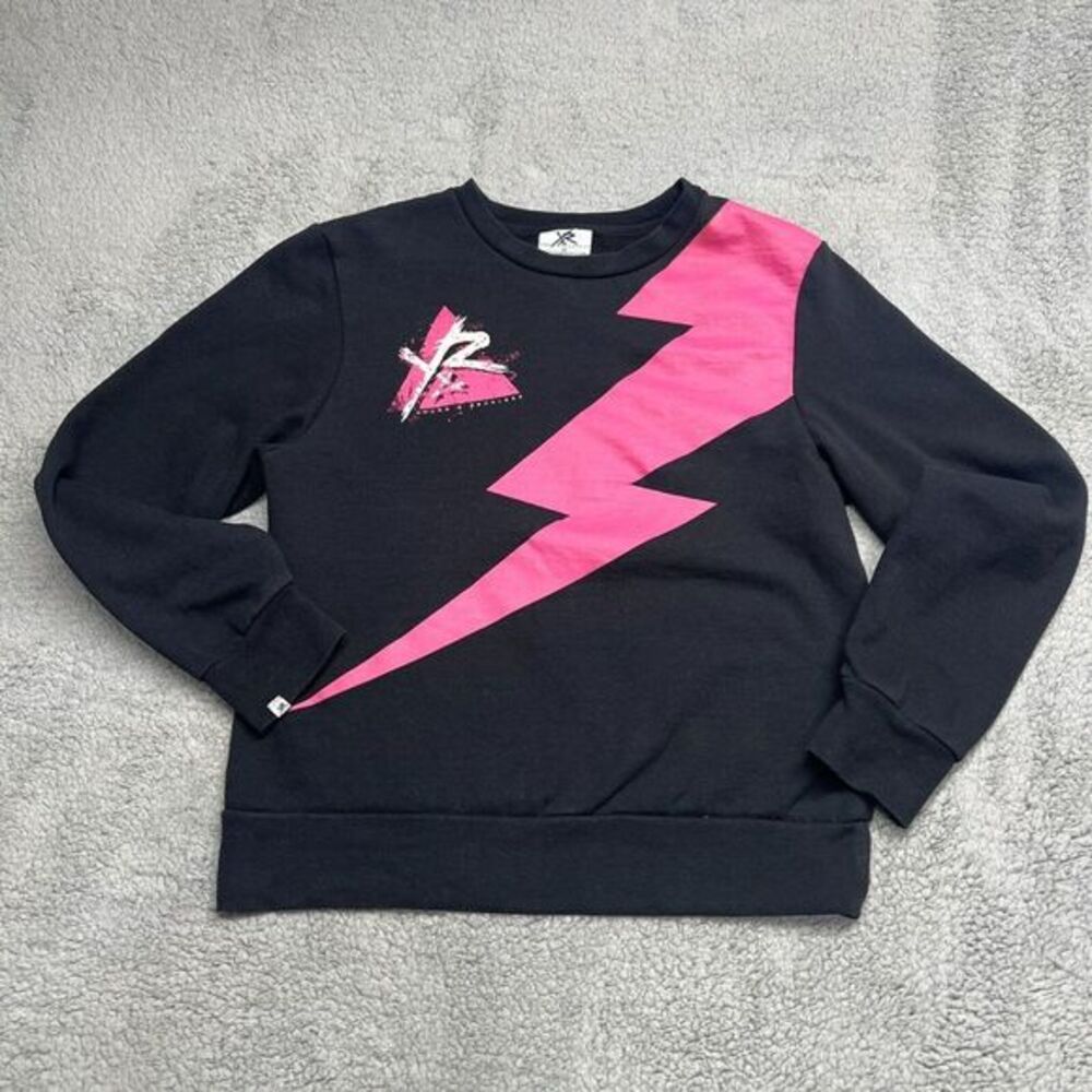 Young & Reckless Adult Med Y2K Black 1986 Skateboard Skate Graphic Sweatshirt‎